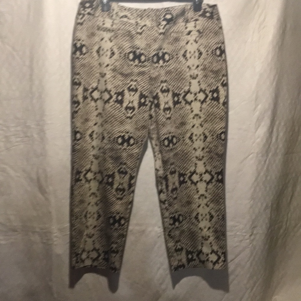 Cropped snakeskin print pant